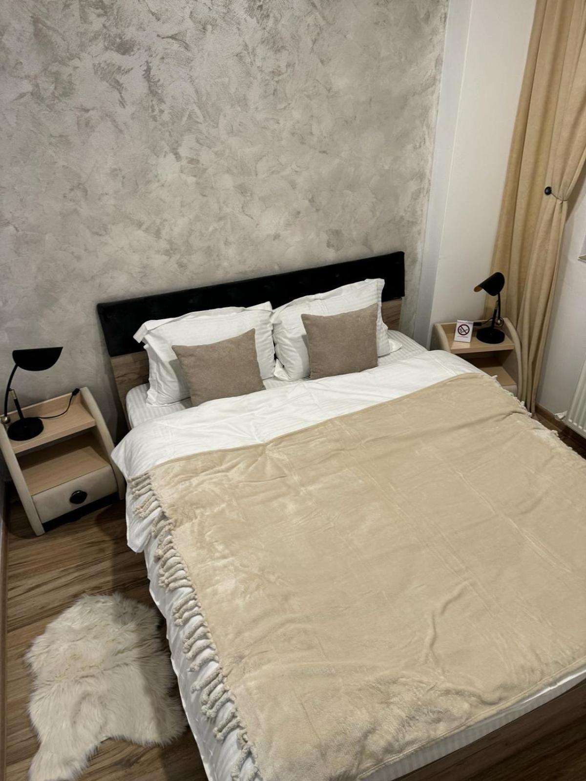 Luxury Young Residence ヤシ エクステリア 写真